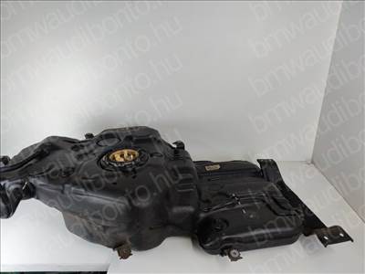 AUDI Q5 (8RB) 2.0 TDI quattro Üzemanyagtartály (8R0919050D)