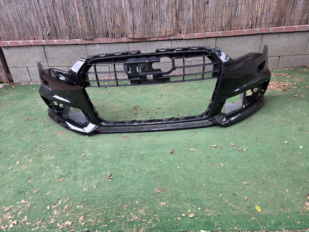 Audi A6 C7 FL S-line első lökhárító héj (javított) 4g0807437ab 1. kép