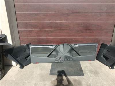 Volkswagen Golf VI Ajtó Kárpit Szett 18673