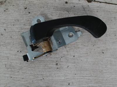 MITSUBISHI CARISMA 99.08- Jobb első belső kilincs