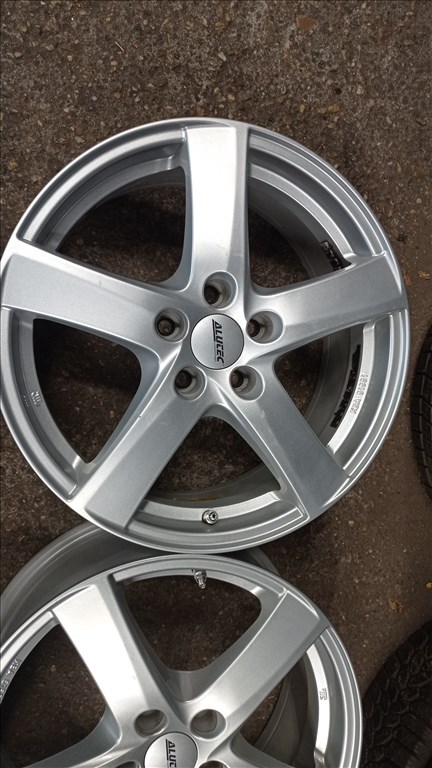  5x108 lyukosztású 7JJ 17" használt Alutec alufelni 4. kép