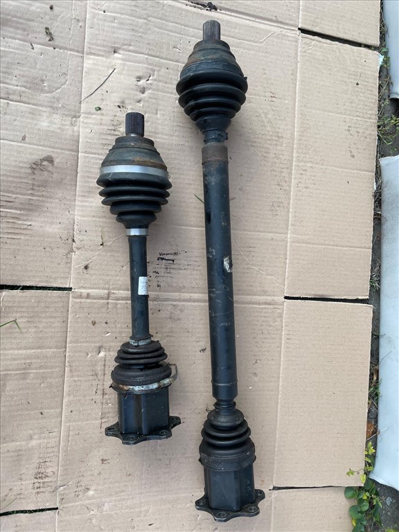 Volkswagen Passat B6 2.0 CR TDi Jobb oldali féltengely bal oldali féltengely 1. kép