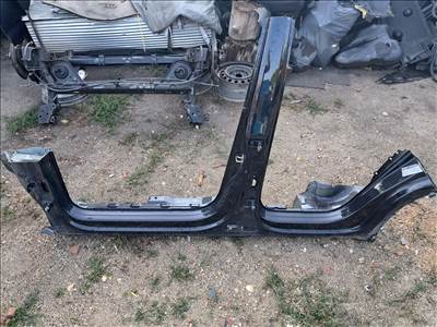 Volkswagen Tiguan I Bal küszöb 