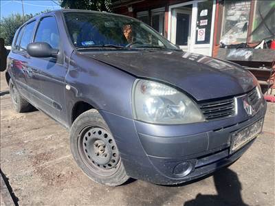 Renault Clio II 1.2i bontott alkatrészei