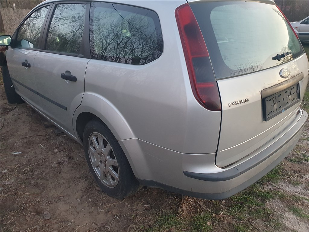 Ford Focus Mk2 bontott alkatrészei 6. kép