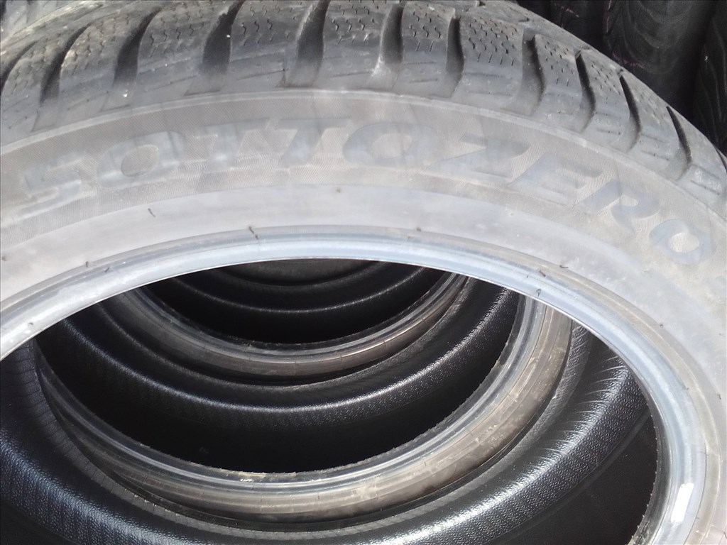  215/50R18 Pirelli Winter Sottozero3 téli gumi garnitúra 8. kép
