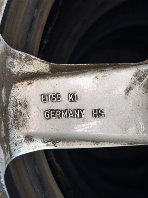 Volvo R Line 1 db alufelni  4. kép