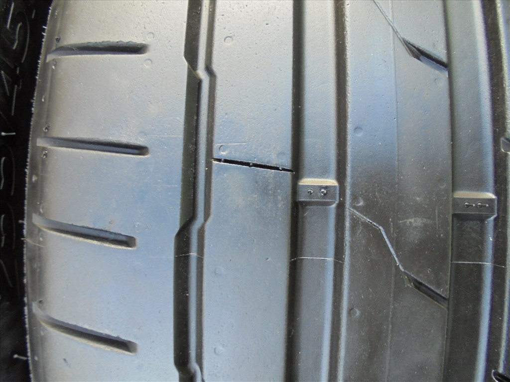 Hankook 255/45 R 19-es nyári gumi mint az új eladó 4. kép