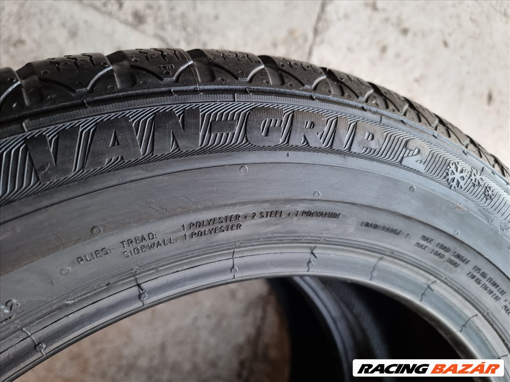 195/60R16C Semperit téli gumi 2db teljesen újszerű állapotban eladó! 5. kép
