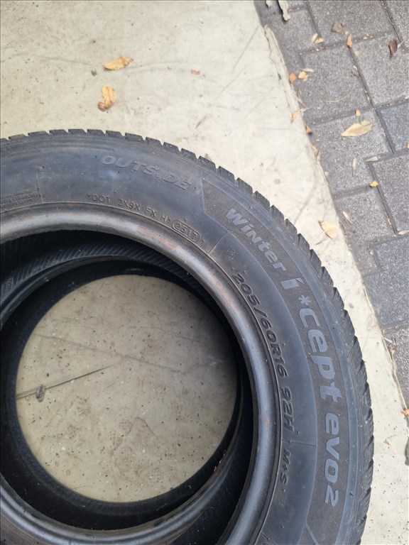  205/6016" újszerű Hankook Winter I cept evo2 téli gumi 2db  5. kép