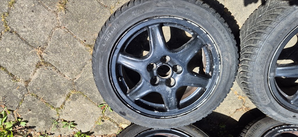  5x100 lyukosztású 15" használt alufelni, rajta 195/50 használt négyévszakos gumi gumi  2. kép