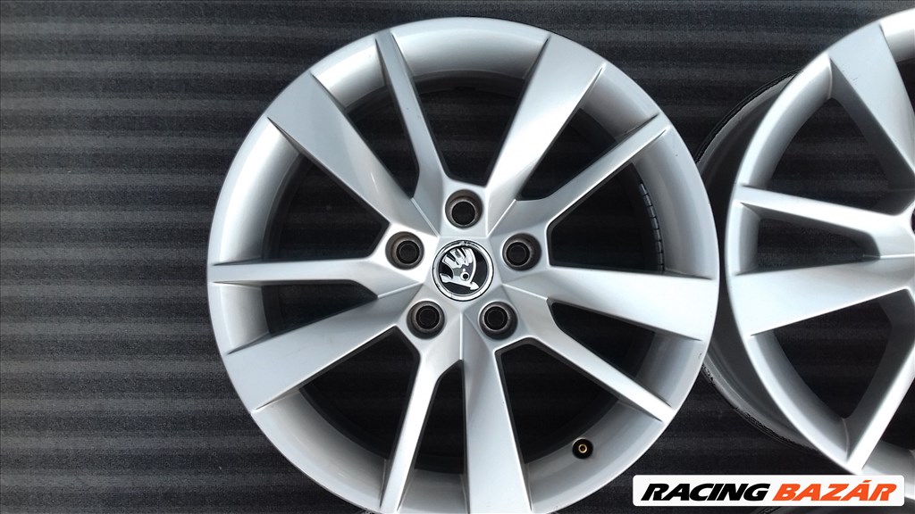  5x112 lyukosztású 7J 17" használt (gyári felni) gyári Skoda / Vw Seat / alufelni 2. kép
