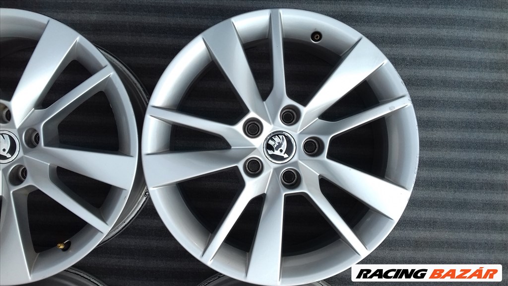  5x112 lyukosztású 7J 17" használt (gyári felni) gyári Skoda / Vw Seat / alufelni 3. kép