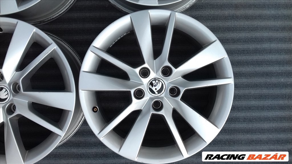  5x112 lyukosztású 7J 17" használt (gyári felni) gyári Skoda / Vw Seat / alufelni 4. kép