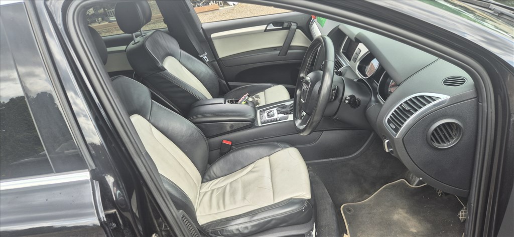 Audi Q7 (4L) bontott alkatrészei 4. kép