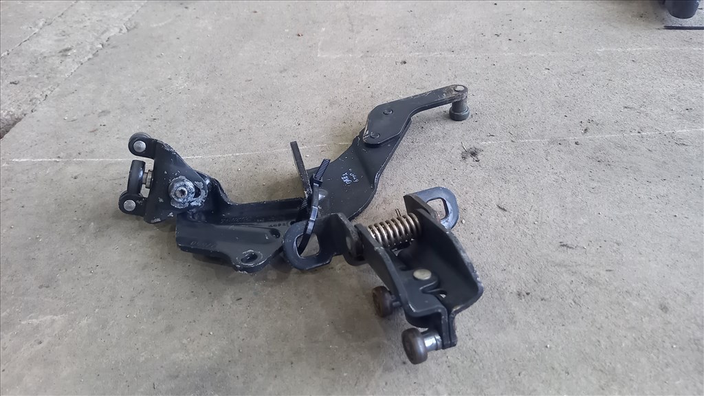 Ford Transit Tranzit MK6 MK7 Tolóajtó felső középső alsó görgő 4950 yc15v25028ac 2. kép