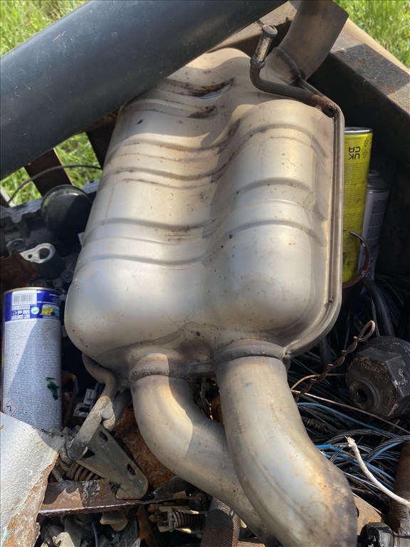 Mercedes E 220 CDI kipufogó dob  2114911100 sn1526 1. kép