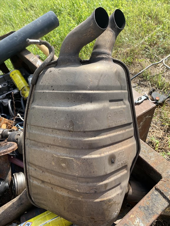 Mercedes E 220 CDI kipufogó dob  2114911100 sn1526 2. kép