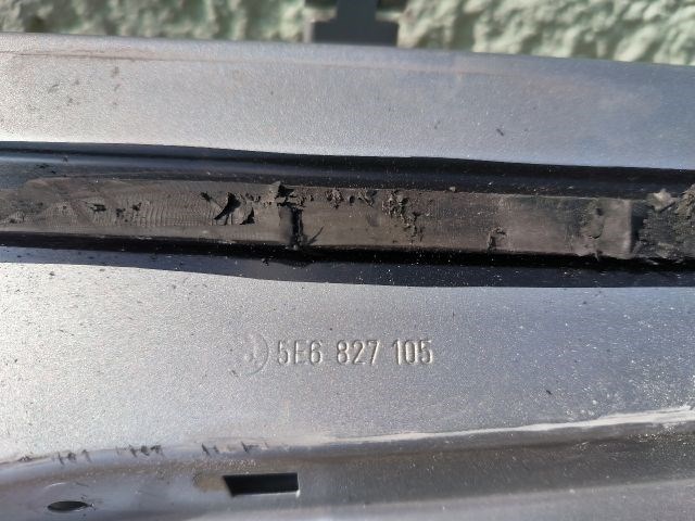 Skoda Octavia IV Csomagtérajtó 5e6827105 5. kép