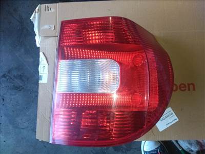 Skoda Yeti jobb hátsó lámpa 5l0945096