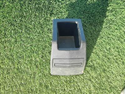 Bontásra: Opel Astra H Enjoy 1.6 (2005) benzin, tároló rekesz + hátsó hamutartó  13133294 317290100