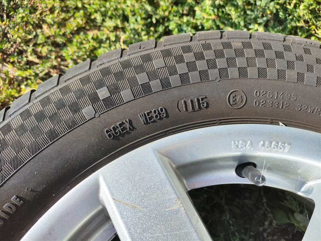 Mitsubishi Colt 4x114.3 lyukosztású 14" használt Aluett alufelni, 175/65 használt Hankook nyári gumi 7. kép