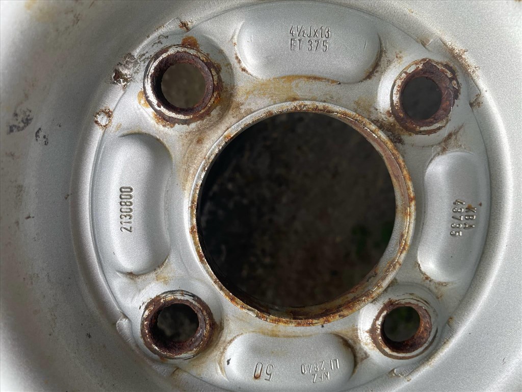 Ford Ka Fiesta lemezfelni téli gumi 155/70 R13 2. kép