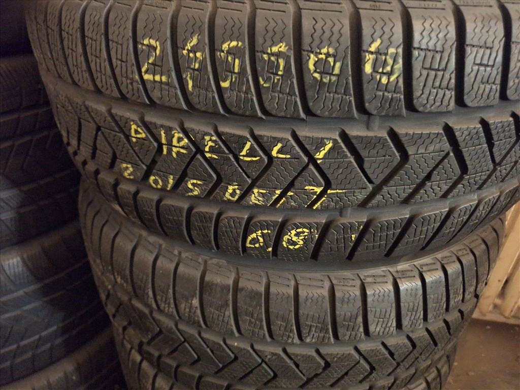  245/50/18" def.tűrő  Pirelli téli gumi  1. kép