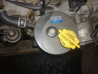 Mazda 626 (GF) Szervóolaj Tartály *81568*