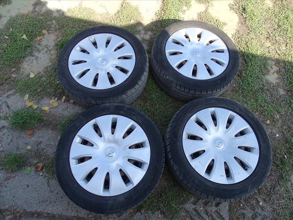 Opel Insignia 5X120  225/50 R17 Matador újszerű gumikkal 3. kép