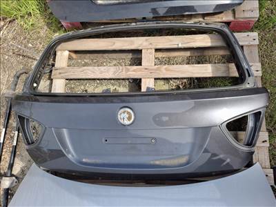 BMW E91 csomagtérajtó 