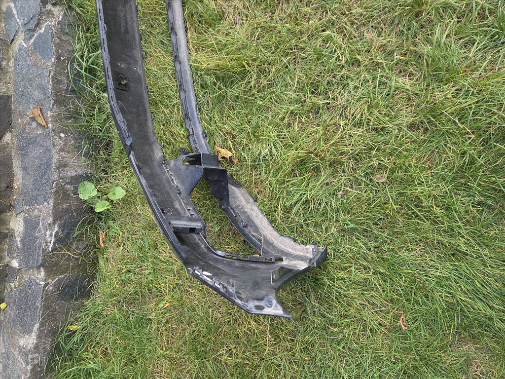 Volkswagen VW Passat B8 R-line első lökhárító 3G0807221D 6. kép