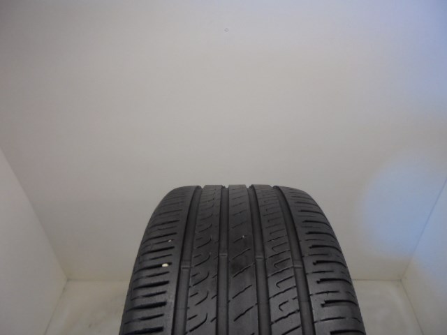 Barum Bravuris 5HM 225/45 R17  1. kép