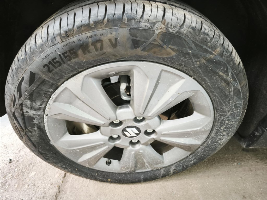 2023 Suzuki Vitara 1,4 Hybrid, manuális -  balkormányos jármű ÉRKEZETT bontási céllal! 6. kép