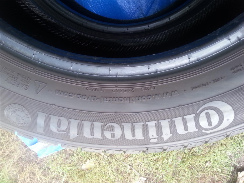  205/60R16 Continental defekttűrő 2 db újszerű téli gumi  5. kép
