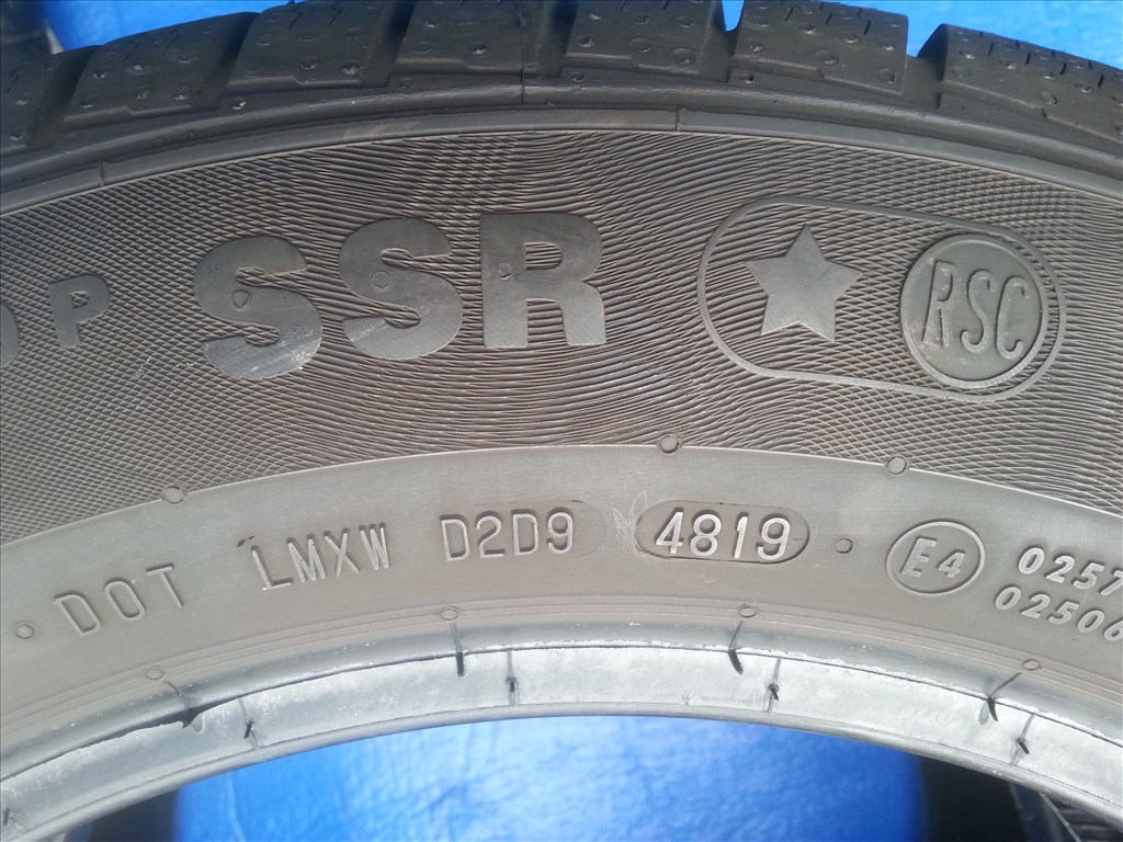  205/60R16 Continental defekttűrő 2 db újszerű téli gumi  6. kép