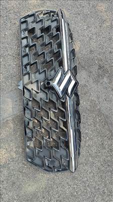 Suzuki SX4 S-Cross II kamerás hűtőrács 