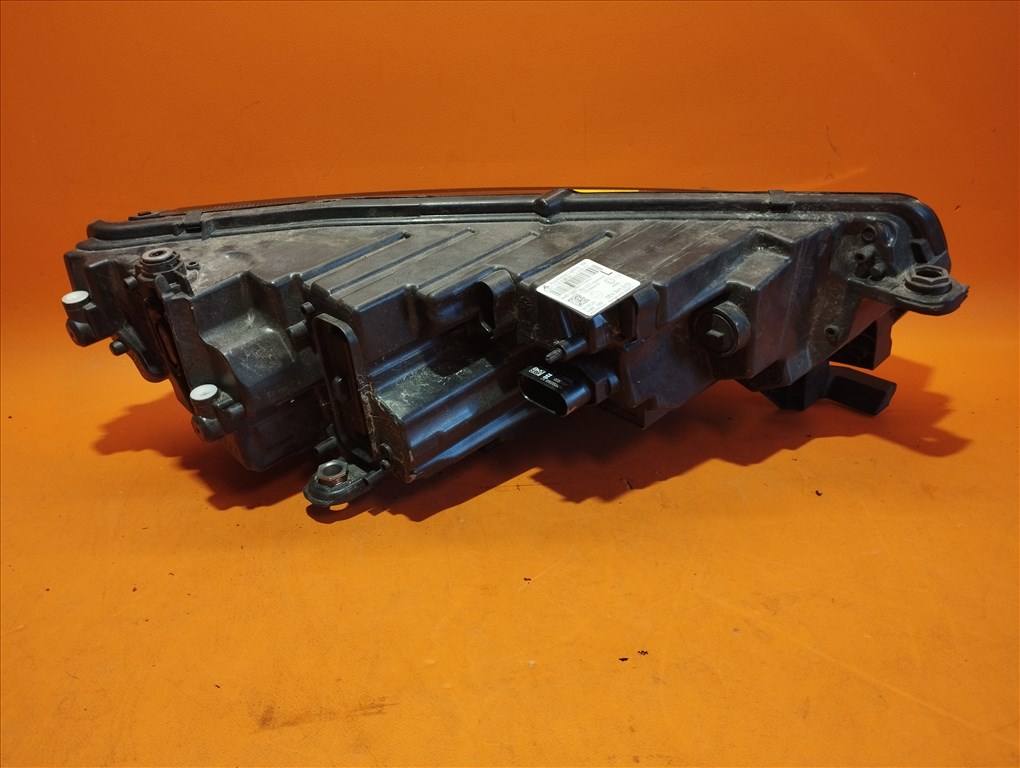Skoda Octavia 4 bal led lámpa 5E4941015 (S2.140.909R)a 3. kép