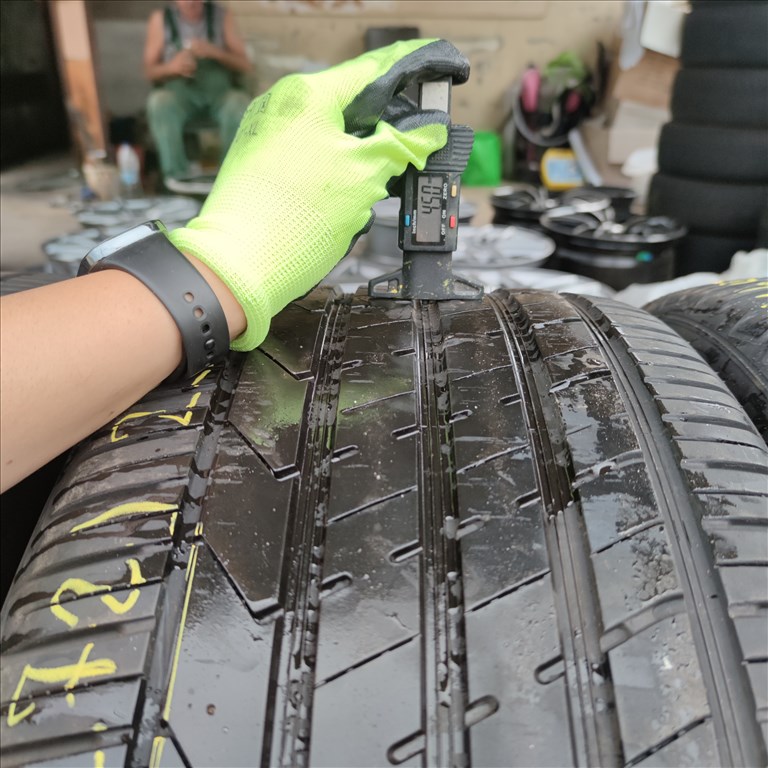 265/45 R20 és 295/40 R20 Hankook nyári gumi 95000ft a 4db/272/ 2. kép