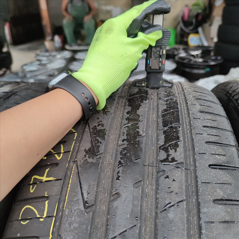 265/45 R20 és 295/40 R20 Hankook nyári gumi 95000ft a 4db/272/ 3. kép