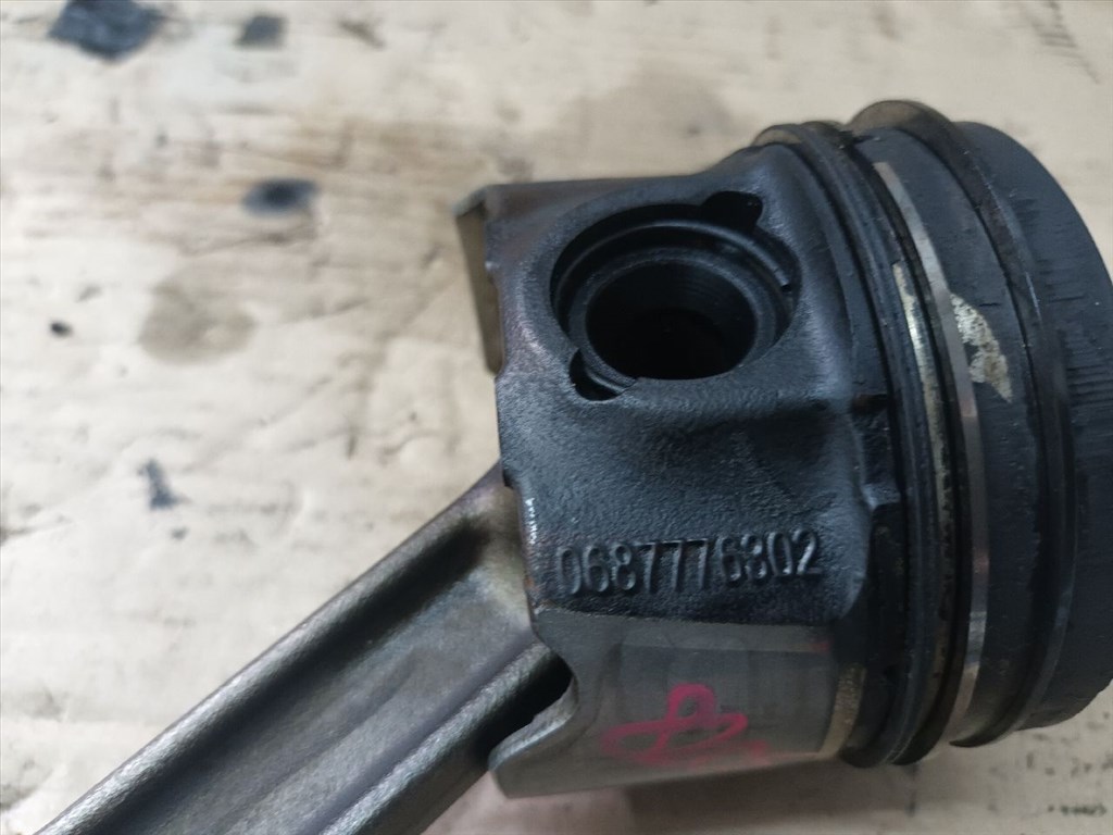 Opel Astra K 1.6 CDTI Dugattyú és Hajtókar 8205 ,  0687776302-b16-lwv 3. kép