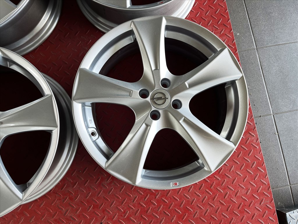 Opel 18" 4x100 alufelni eladó 18 coll Astra Corsa 3. kép