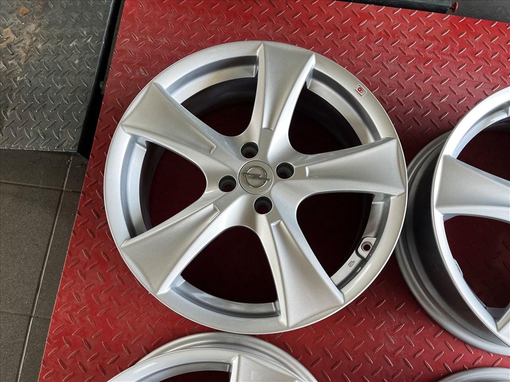 Opel 18" 4x100 alufelni eladó 18 coll Astra Corsa 4. kép