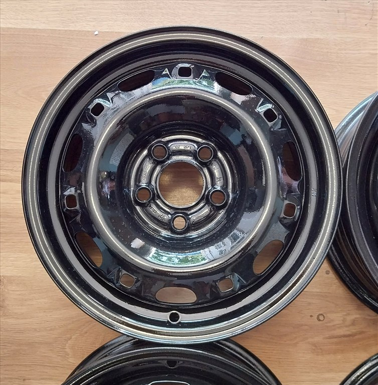 5x100 14" Skoda gyári lemezelni garnitúra - új állapotban. 3. kép