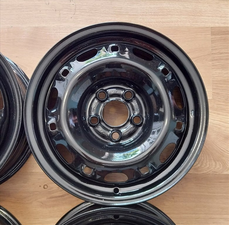5x100 14" Skoda gyári lemezelni garnitúra - új állapotban. 4. kép