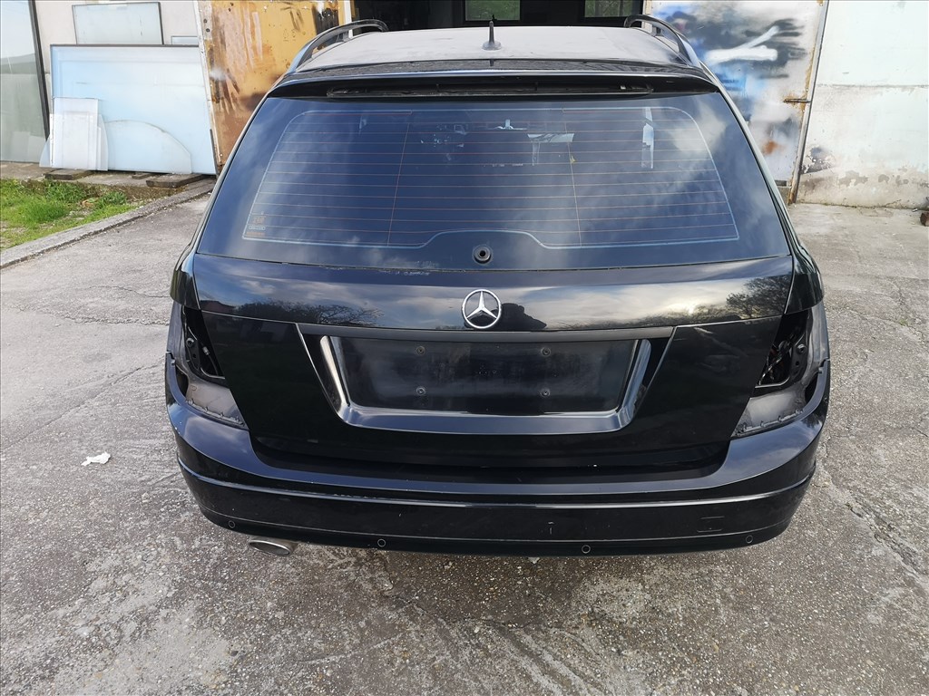 Mercedes C w204 hűtörács Gyári hibátlan! 5. kép