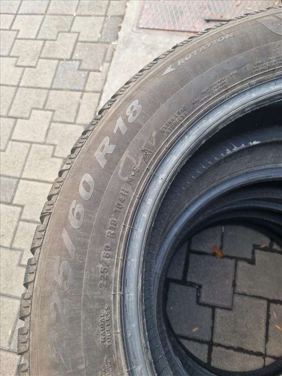  225/6018" újszerű Pirelli Scorpion Winter 2 téli gumi 4db  5. kép