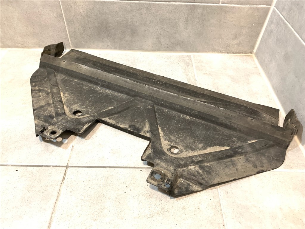 BMW E81, E82, E87, E88, E9X motorburkolat toldat, hűtő alatti borítás 7128503 51757128503 2. kép