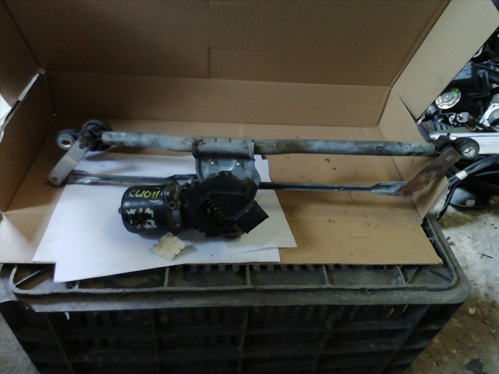 Renault Clio II 1.4 16V Első ablaktörlő motor  1. kép