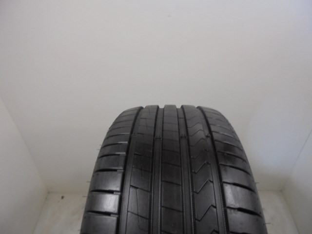 Hankook K135 Ventus Prime 4 235/45 R18  1. kép